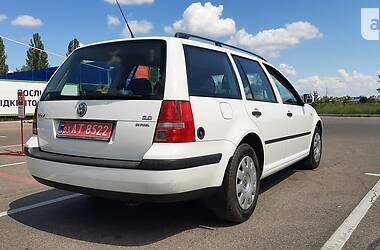 Универсал Volkswagen Golf 2005 в Чернигове