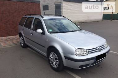 Універсал Volkswagen Golf 2004 в Києві