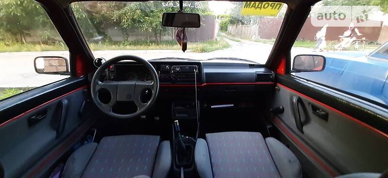 Хэтчбек Volkswagen Golf 1989 в Днепре