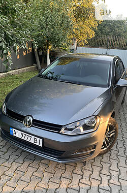 Хетчбек Volkswagen Golf 2015 в Білій Церкві