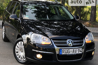 Универсал Volkswagen Golf 2008 в Самборе