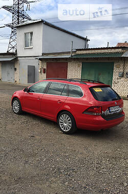 Універсал Volkswagen Golf 2011 в Харкові