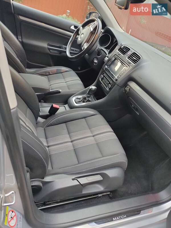 Универсал Volkswagen Golf 2012 в Тернополе