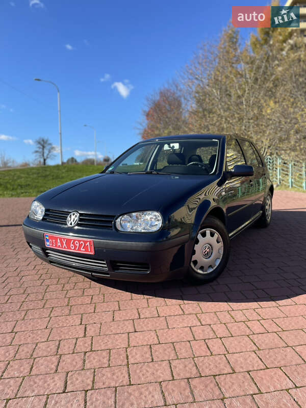 Volkswagen Golf 2001