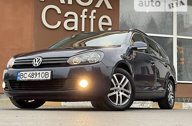 Универсал Volkswagen Golf 2010 в 