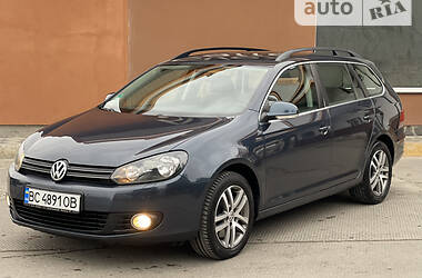 Универсал Volkswagen Golf 2010 в 