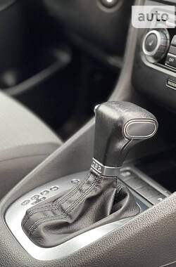 Универсал Volkswagen Golf 2010 в 