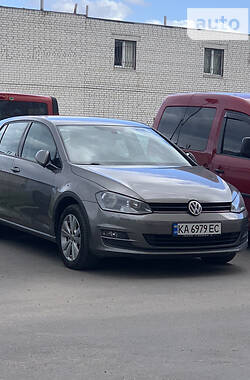 Хетчбек Volkswagen Golf 2013 в Києві
