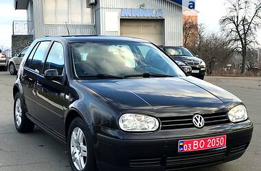 Хэтчбек Volkswagen Golf 2003 в Лубнах