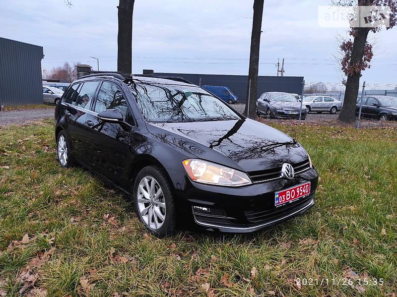 Универсал Volkswagen Golf 2015 в Луцке