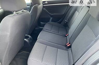 Універсал Volkswagen Golf 2010 в 