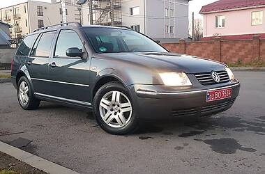 Универсал Volkswagen Golf 2002 в Ровно