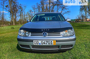 Хетчбек Volkswagen Golf 2002 в Лубнах