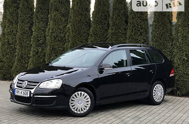 Универсал Volkswagen Golf 2008 в Самборе