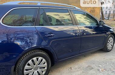 Универсал Volkswagen Golf 2008 в Киеве