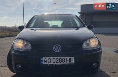 Хэтчбек Volkswagen Golf 2006 в Хусте