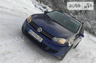 Универсал Volkswagen Golf 2009 в Воловце