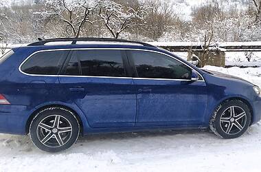 Универсал Volkswagen Golf 2009 в Воловце