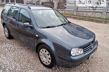 Универсал Volkswagen Golf 2002 в Тернополе