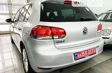 Хетчбек Volkswagen Golf 2011 в Кам'янському