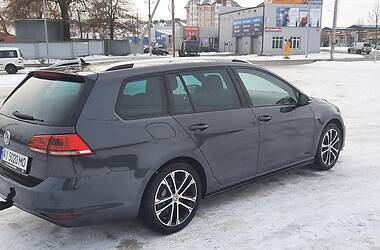 Універсал Volkswagen Golf 2016 в Бучі