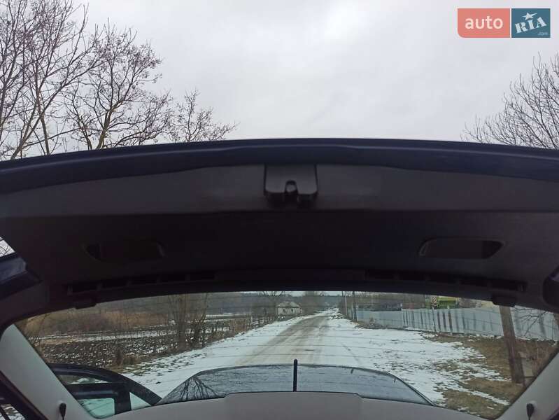 Хетчбек Volkswagen Golf 2001 в Тульчині