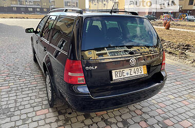 Универсал Volkswagen Golf 2003 в Богородчанах