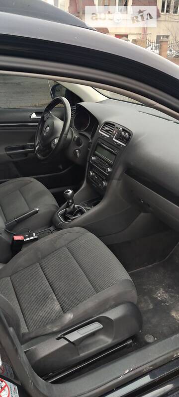 Універсал Volkswagen Golf 2010 в Кременці