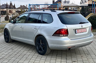 Универсал Volkswagen Golf 2012 в Стрые