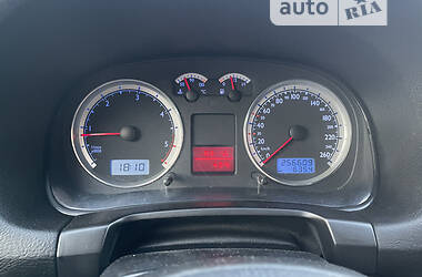 Хэтчбек Volkswagen Golf 1998 в 