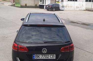 Универсал Volkswagen Golf 2014 в Владимирце