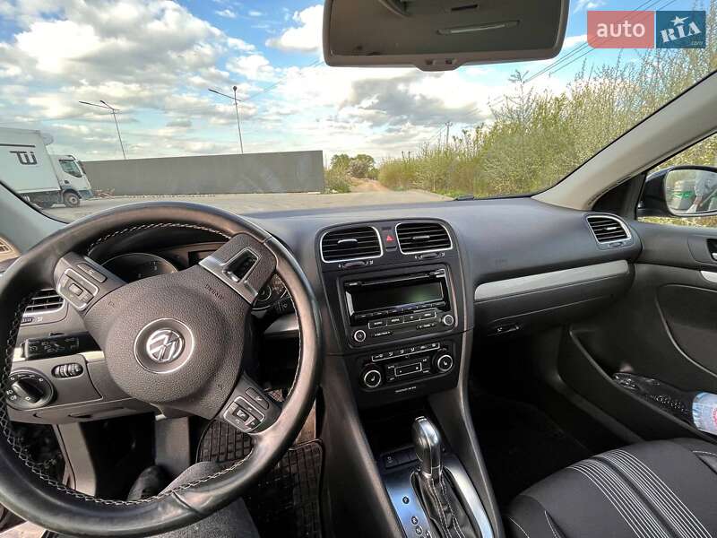 Універсал Volkswagen Golf 2013 в Львові