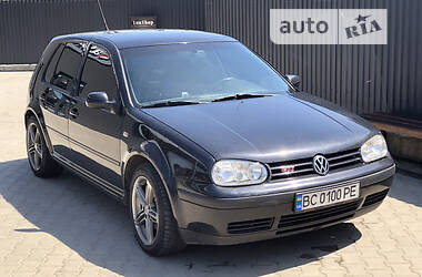 Хэтчбек Volkswagen Golf 1998 в 