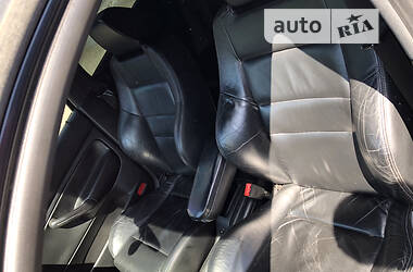 Хэтчбек Volkswagen Golf 1998 в 