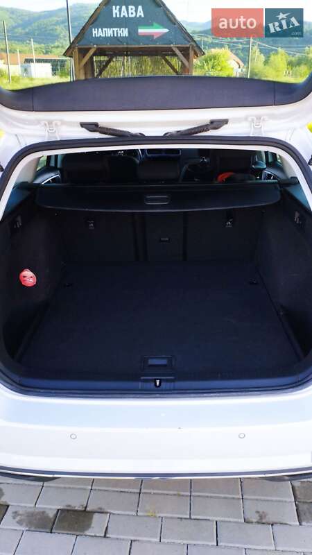Універсал Volkswagen Golf 2017 в Хусті