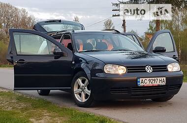 Універсал Volkswagen Golf 2001 в 