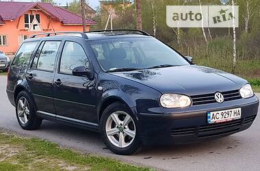 Універсал Volkswagen Golf 2001 в 