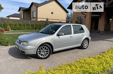 Хэтчбек Volkswagen Golf 2000 в Виннице