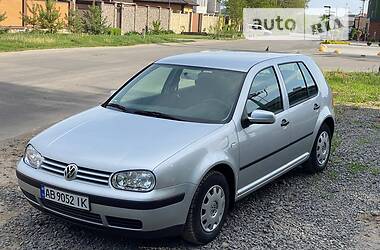 Хэтчбек Volkswagen Golf 2000 в Виннице