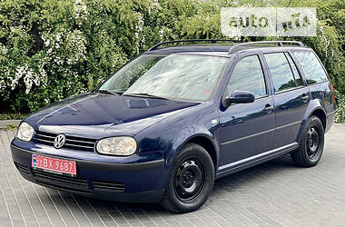 Универсал Volkswagen Golf 2000 в Луцке