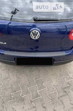 Хэтчбек Volkswagen Golf 2006 в Киеве