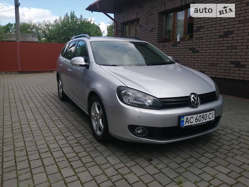 Универсал Volkswagen Golf 2012 в Луцке