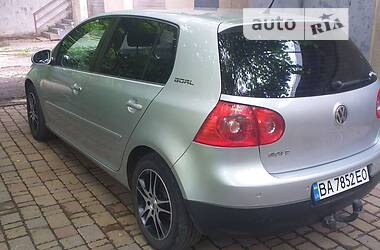 Хэтчбек Volkswagen Golf 2006 в Черновцах