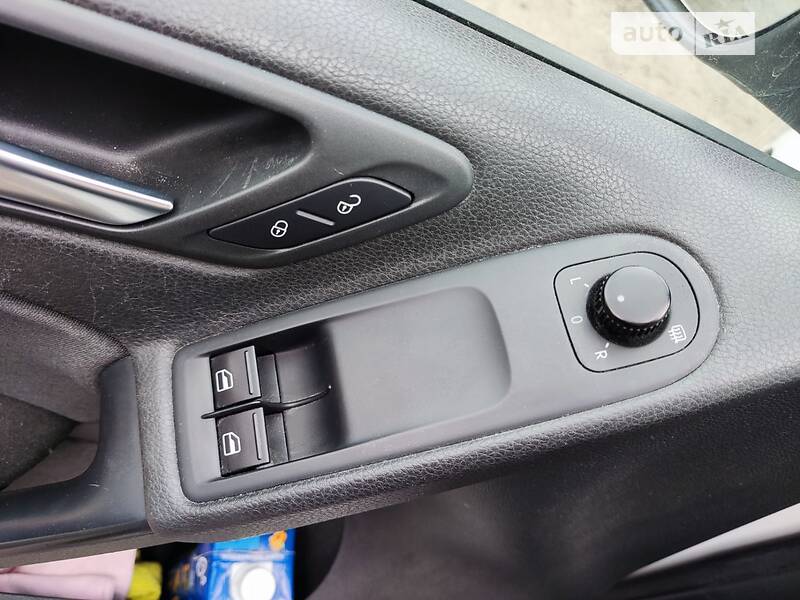 Хэтчбек Volkswagen Golf 2009 в Луцке фото 49 Хэтчбек Volkswagen Golf 2009 в Луцке