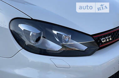 Купе Volkswagen Golf 2009 в 