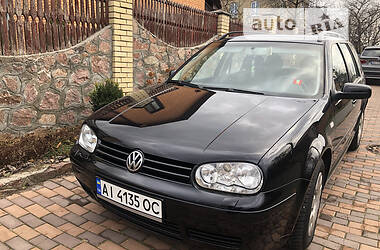 Универсал Volkswagen Golf 2004 в Киеве