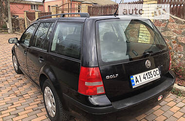 Универсал Volkswagen Golf 2004 в Киеве