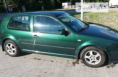 Седан Volkswagen Golf 2001 в Тернополі