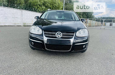 Универсал Volkswagen Golf 2009 в 