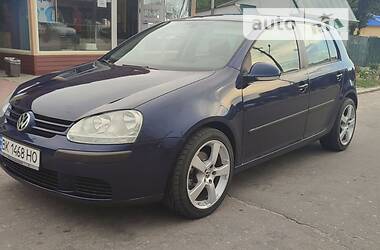 Хэтчбек Volkswagen Golf 2005 в Лозовой